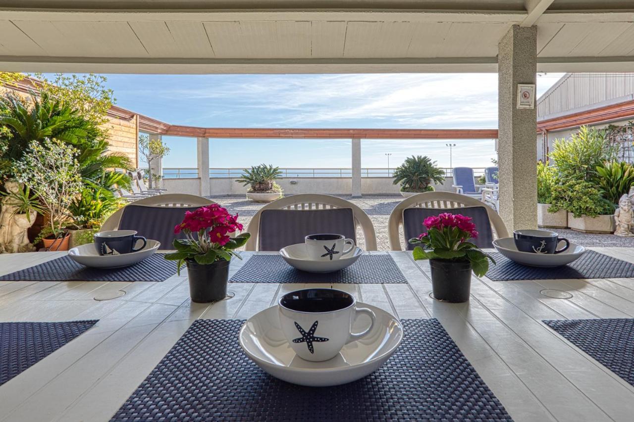 Vistas Al Mar. Gran Terraza Daire Calella Dış mekan fotoğraf